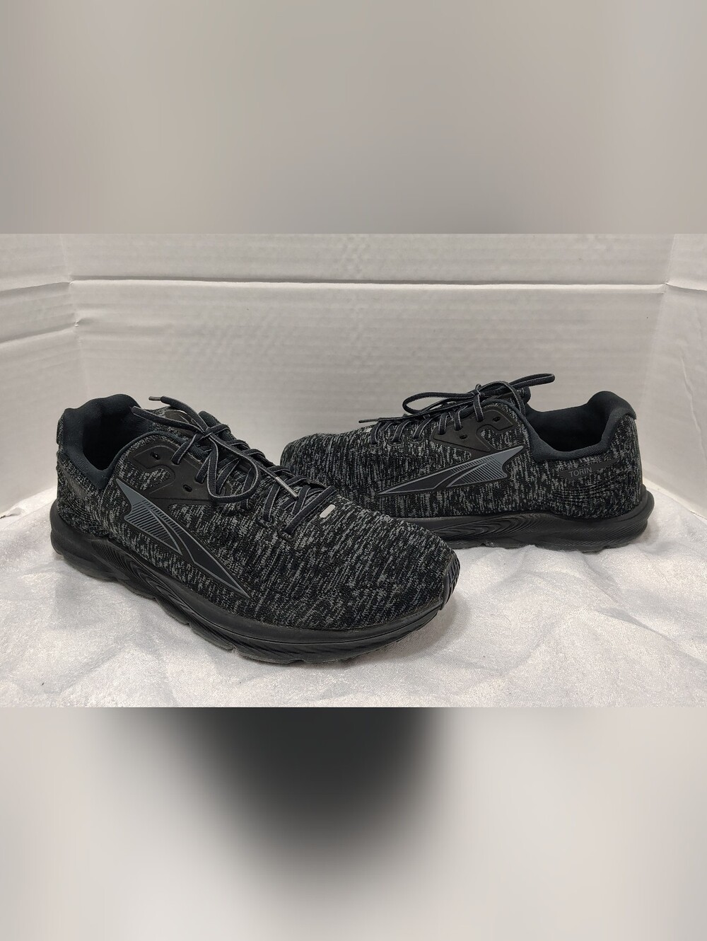 Altra Torin 5, For Men # 11 US, Running Shoes